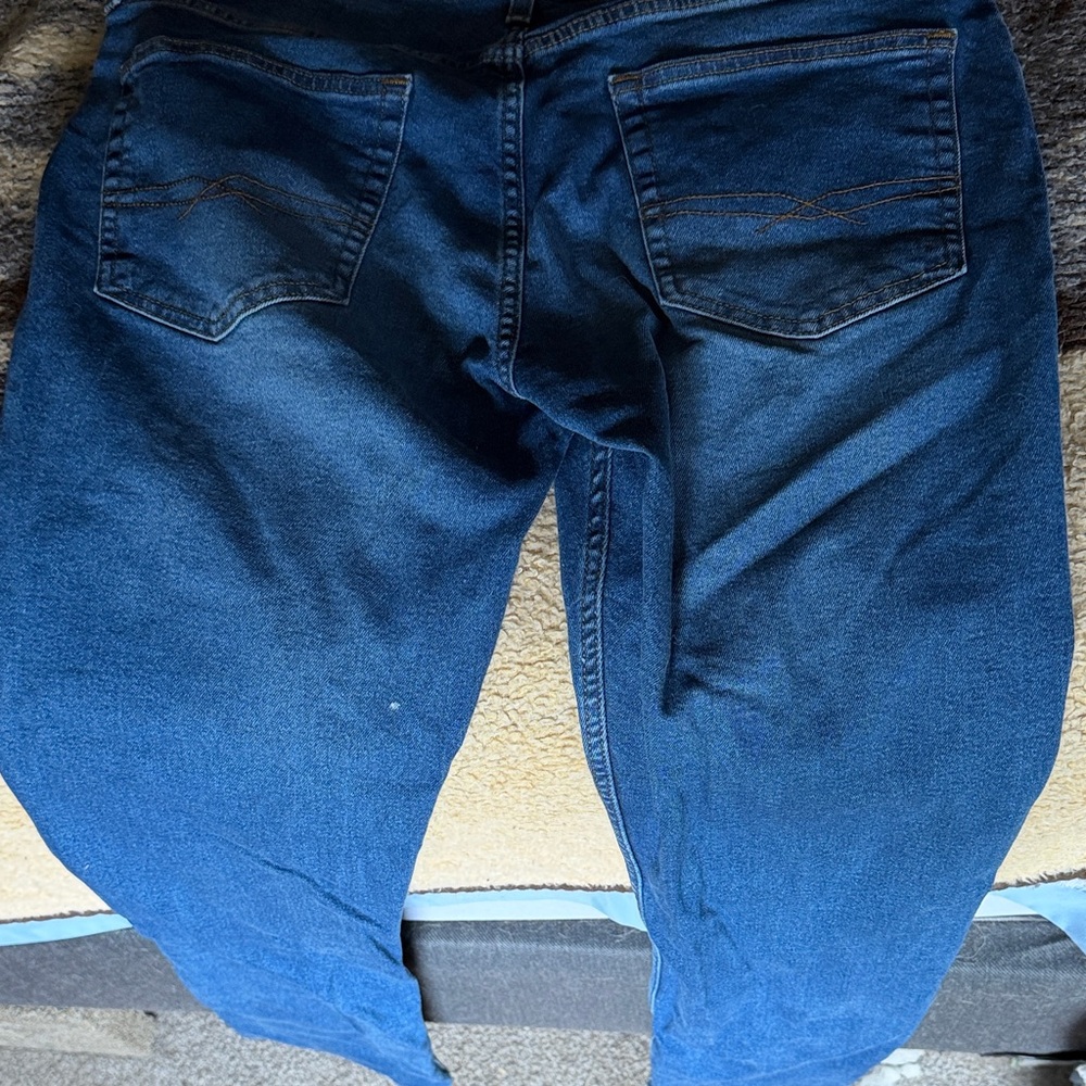 Levi’s Men's Relaxed Fit Blue Jeans - Picture 3 of 4
